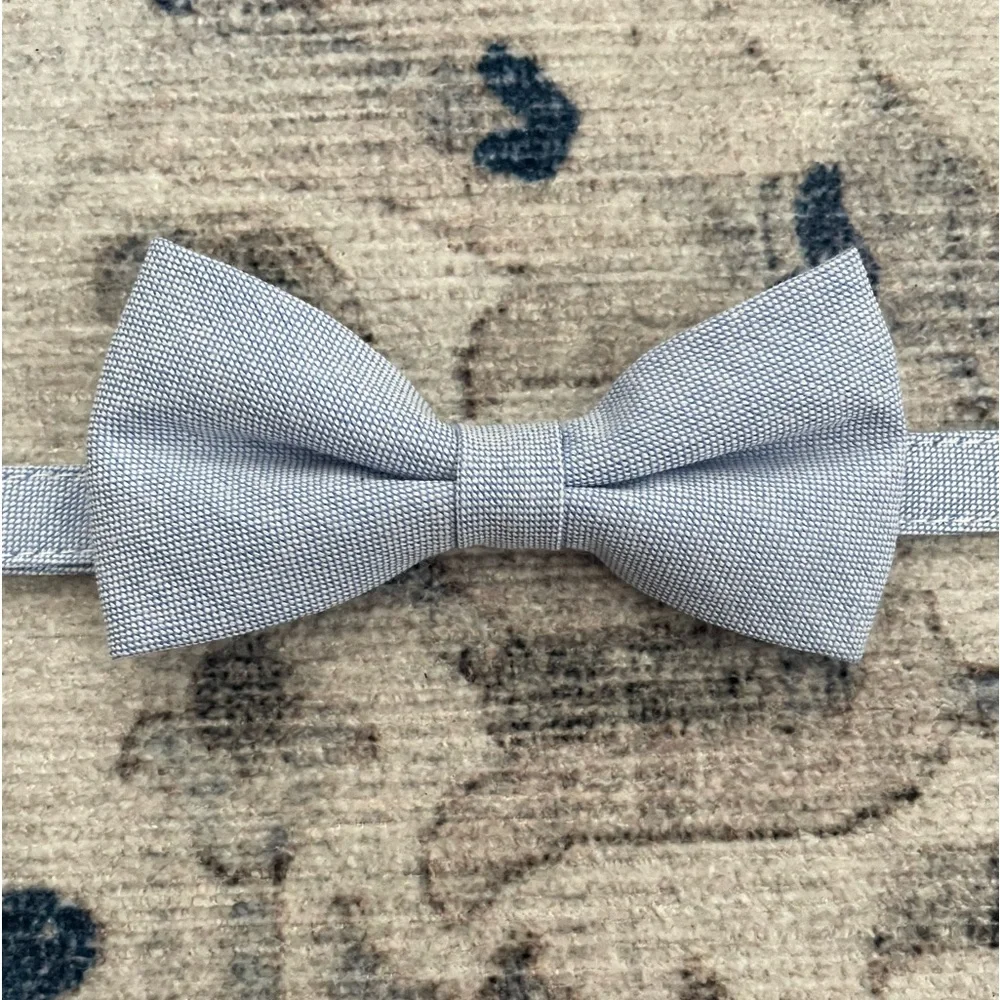 Janie and Jack bow tie